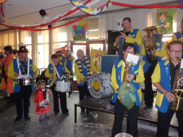 carnaval2012kepkes300.jpg