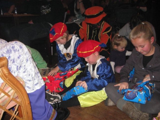 sinterklaasbijdekepkes2010040.jpg